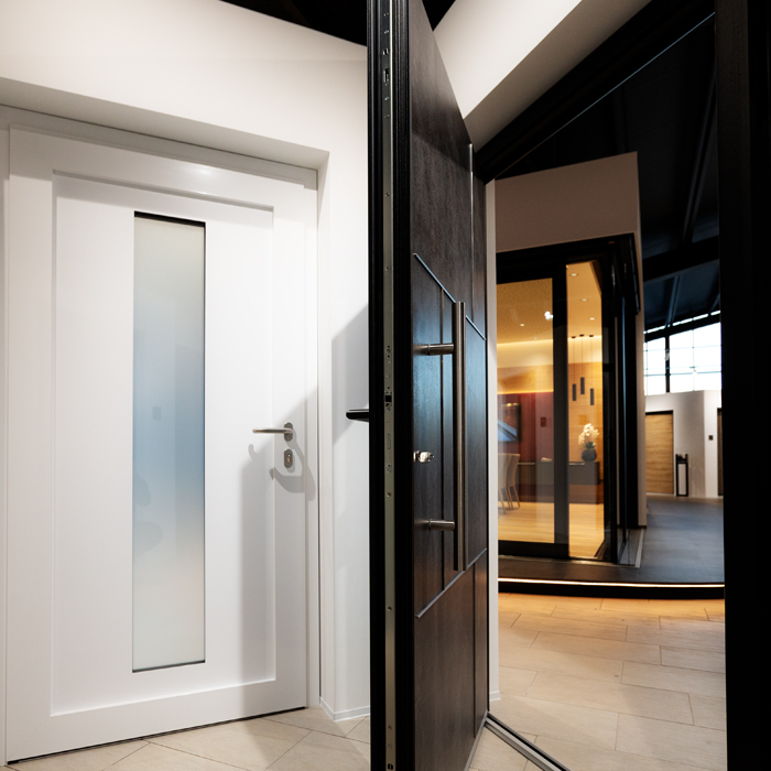 Fensterstreichen, Profilierung, Gestaltungsfreiheit, Strucktur, Isolierglas, 48mm, Wählbar, verdecktliegend, Sicherheitsbeschlag, Einbruchsschutz, Wärmedurchgangsparameter, Schalldämmparameter, Isolierglasscheibe, Vorsatzelement, Aufsatzelement, Passau Fenster Schreinerei Renaltner, Renaltner, Schreinerei Renaltner, fertigt seit 1926 Fenster und Türen in Höch bei Neuburg am Inn in Passau. Wahr Werte, Echte Meister! Fenster, Türen, Insektenschutz, Haustüren, Montage, Abdichtung, Fenstertausch, Altbau, Sanierung, Neubau, Fensterabdichtung, Sparen, spart, jährlich, Heizkosten, Spaltbreite, Länge, Meter, vermindert, Raumtemperatur, Grad, Celsius, SuperGünstig, NonPlusUltra, Welt, Kunststoff, Holzfenster, Holz-Alu, Fenstertausch, Austausch, Tausch, tauscht, Video, Kanal, youtube.com, Kastensanierung, wichtig, Alu-Zusatz-Schale, alte, Bestandsfenster, Holz, Montage,  montiert, vorhanden, geschützt, gestrichen, einzigartig, Perfektion, Fertigung, Zusammenarbeit, Fenstersanierung, DILA, Sanieren, Kunststoff-Fenster