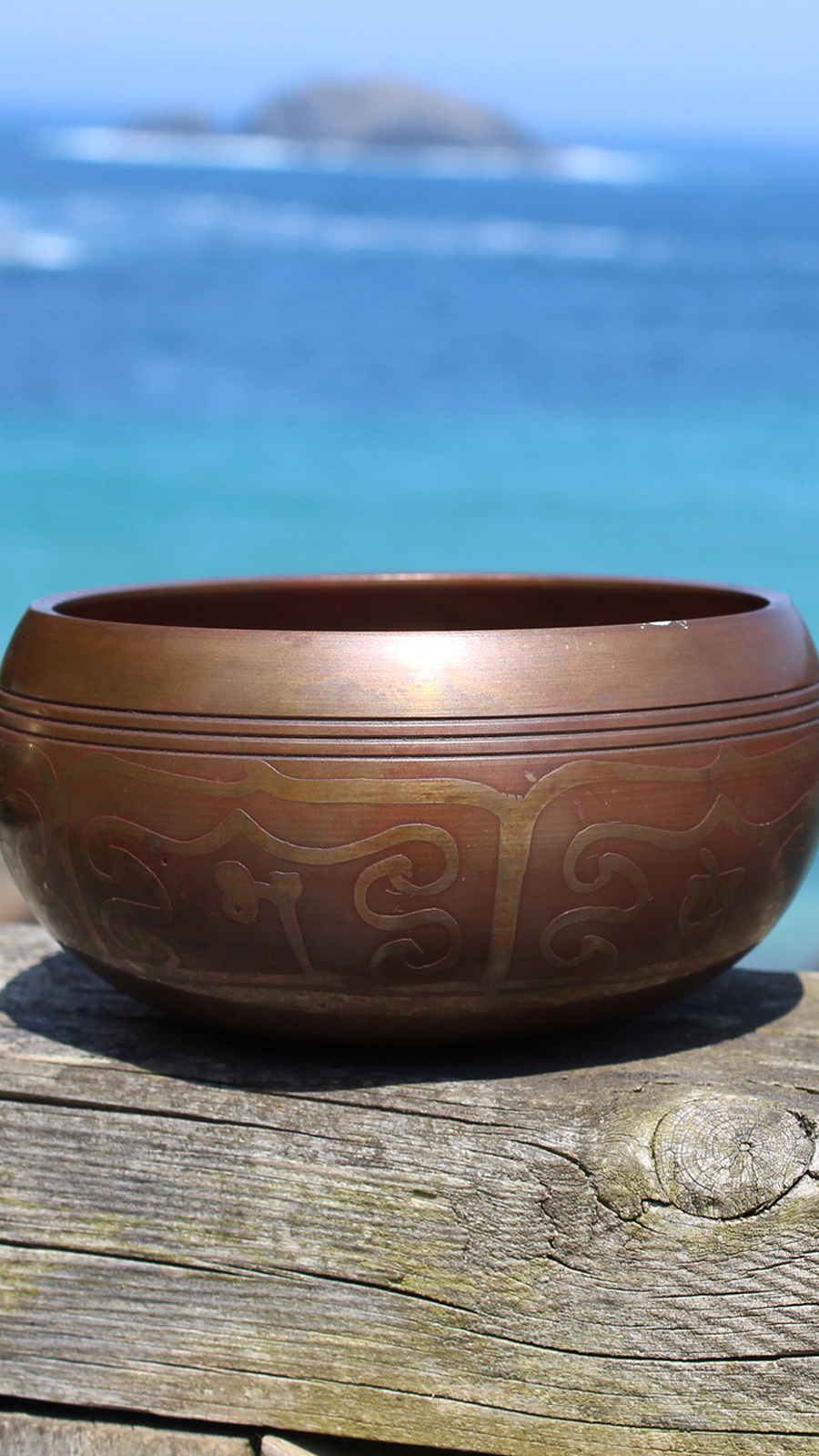 verglichen, Recht, Individualität, Bindung, verlässlich, handlungsfähig, reflektieren, fachlich, Entspannungsangebot, entspannt, Klangschale, Klang, Schwingung, heilsam, Hektik, Reizüberflutung, Ruhelosigkeit, Auszeit, Seele, Bauch, Fruchtwasser, Mutter, Herzschlag, tief, Ebene, Regeneration, genießen, hochwertig, mühelos, Abstand, Energie, fließen, hören, Balsam, hektisch, Töne, berühren, intensiv, Blockade, gelöst, Verspannung, Schmerz, Linderung, Kontraindikation, Herzschrittmacher, Psychose, Epilepsie, Schwanger, Sauerstoffaufnahme, Reduktion, Meditation, Körperreise, Chakrareise, Traumreise, Shinrin Yoku, Heilmeditation im Wald, Autogenes Training, Progressive Muskelentspannung, Qi Gong, Kunsttherapie, Ambulant, bewältigen, meistern, psychosomatisch, bewältigen, lindern, psychotherapeutisch, Arbeit, Verhaltenstherapie, Grundidee, Beschwerden, angemessen, Denkweise, Verhaltensweise, Übergeordnet, Prinzip, Selbsthilfe, Patient, Einsicht, Ursache, Entstehungsgeschichte, Methode, Hand, ermächtigen