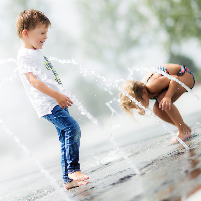 Farbschema, Bereich, Bedeutung, Einheitlichkeit, Verwendung, Assoziation, Einstieg, Grundlage, Disziplin, Fleisch, Blut, freiberuflich, Freelancer, sicher, Plattform, Verkauf, Funktion, Eindruck, Tab, Kompromiss, Web-Usability, Content, durchgängig, Schreibstil, Leser, Mode, Neuerung, verändert, Vorliebe, Webdesign-Profi, vielseitig, Designarbeit, Kundschaft, typisch, Konzepterstellung, Ästhetik., Styleguide, Gestaltungsrichtlinie, Druckerzeugnis, Webpräsenz, Richtlinie, Kommunikationsmittel, Firma, Brandbook, Leitfaden, Markenidentität, Video, Banner, Bibliothek, Iconfont, nützlich, Piktogramm, Coding, JavaScript, Joomla, User Experience, UX, User Interface, UI, User-Centered Design, Aktualisierung, Web Development, Web Entwicklung, Software-Entwicklung, Webanwendung, E-Commerce-System, Computerspiel, Unterscheidung, Fachbereich, Facetten, Features, Mittelpunkt, Quelltext, Frontend-Entwicklung, Backend-Entwicklung, Grundgerüst, Hintergrund, eCommerce, Community, Webdesign-Tools, Hilfsmittel, Werkzeug